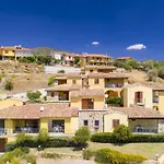 Corte Di Gallura 3* Будони