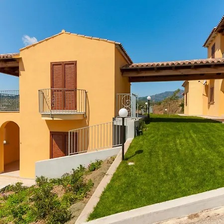 Corte Di Gallura 公寓式酒店