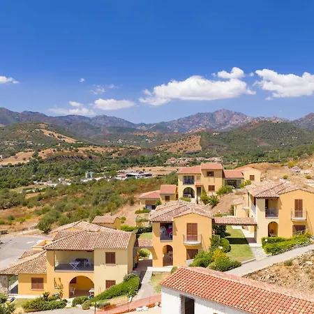 Corte Di Gallura Aparthotel