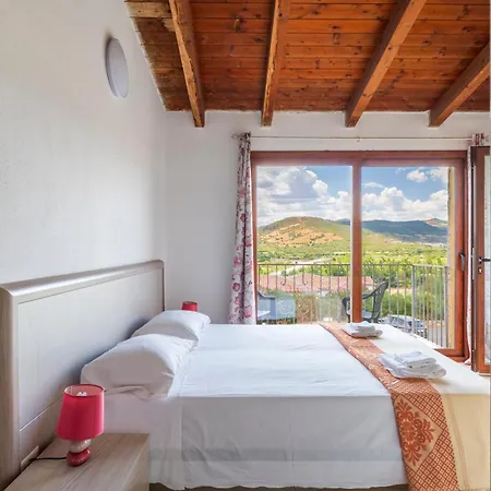 公寓式酒店 Corte Di Gallura 3*