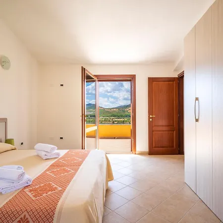 Corte Di Gallura 3* ブドーニ