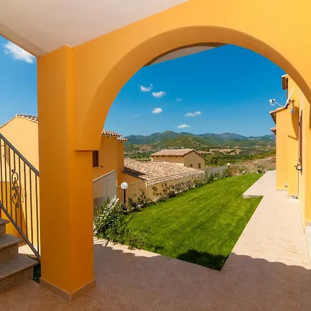 Aparthotel Corte Di Gallura 3*