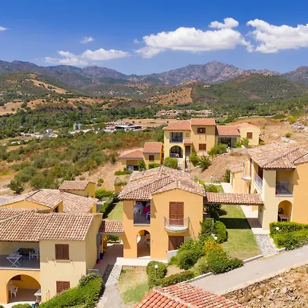 Апарт-отель Corte Di Gallura Будони