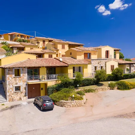 Апарт-отель Corte Di Gallura Будони