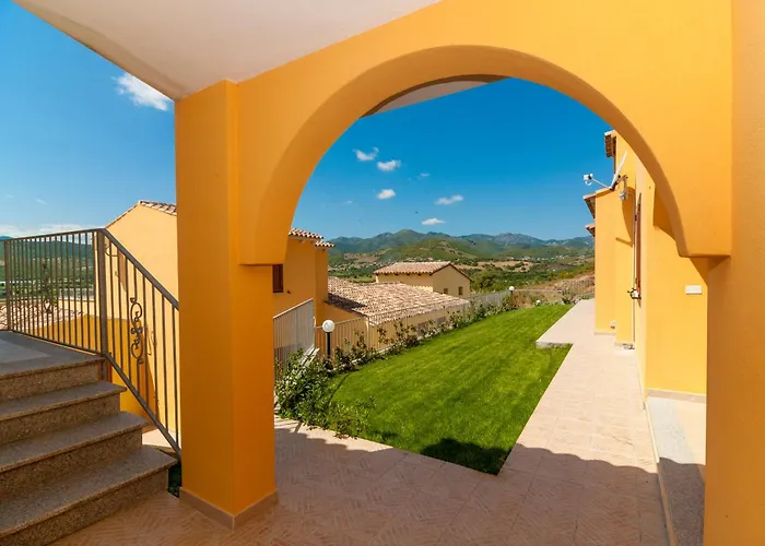 Апарт-отель Corte Di Gallura 3*