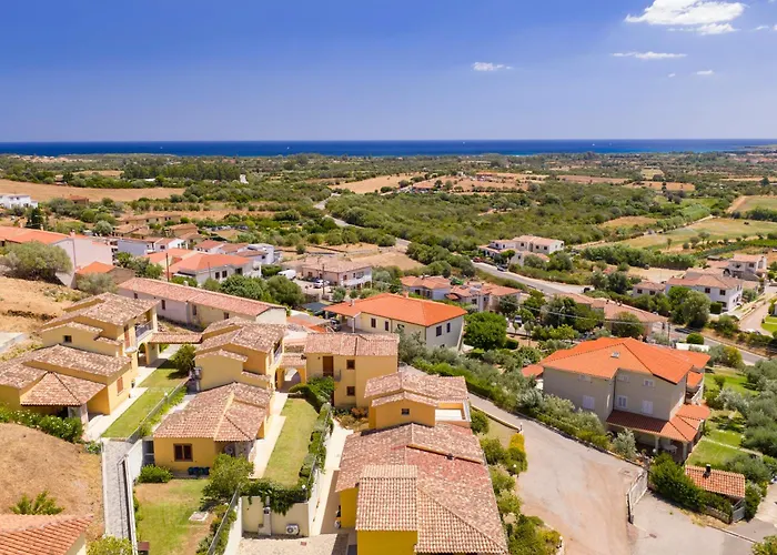 Corte Di Gallura 3* Будони