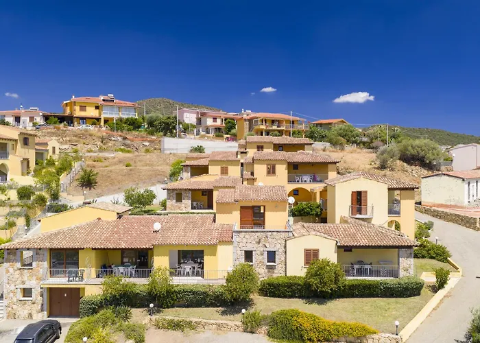 Corte Di Gallura 3* Будони